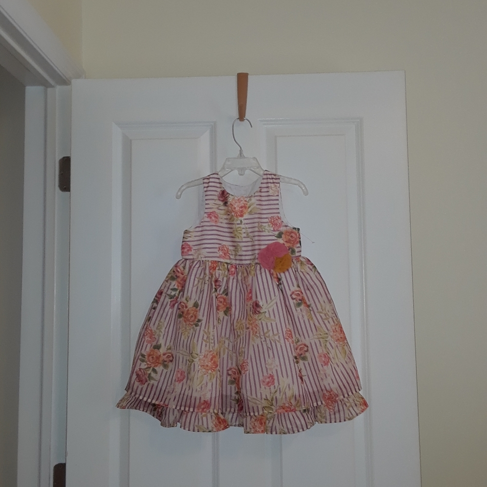 Laura Ashley NWOT Floral dress fully lined